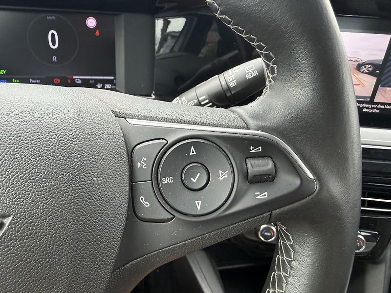 Opel Mokka (2023) e LED Kamera, po servisu - fotka 24 z 27