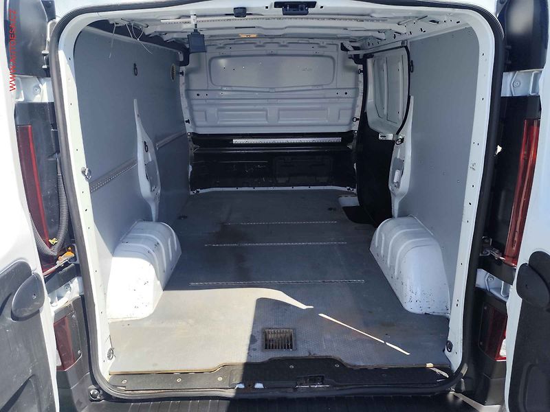 Renault Trafic (2021) 2.0dCi L1H1, AC - fotka 7 z 19