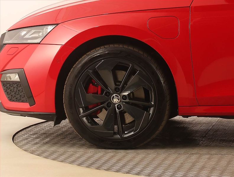 Škoda Octavia (2024) RS 1.4 TSI iV - fotka 15 z 34