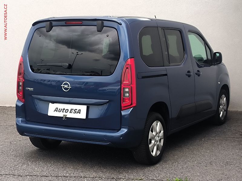 Opel Combo (2021) 1.5CDTi, Edition, navi - fotka 4 z 23
