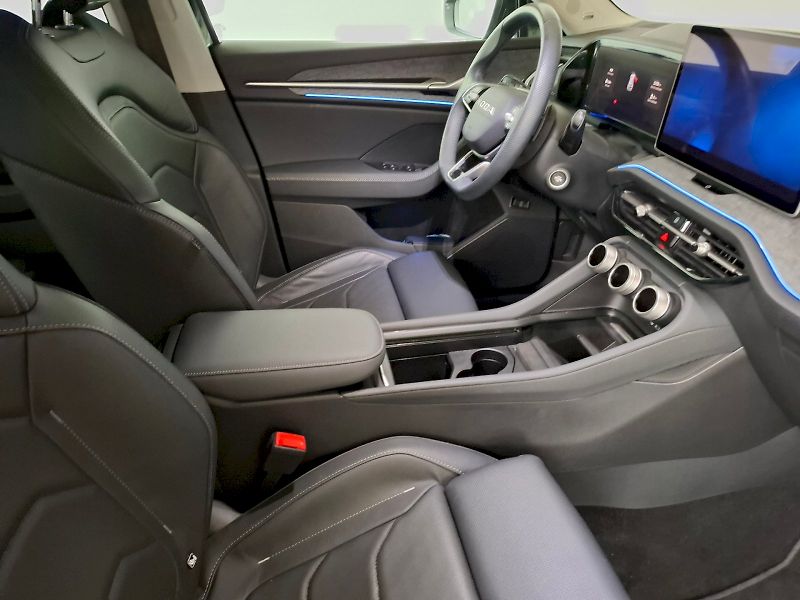 Škoda Kodiaq (2025) SELECTION 4X4 TD 142/2.0 A7A - fotka 22 z 34