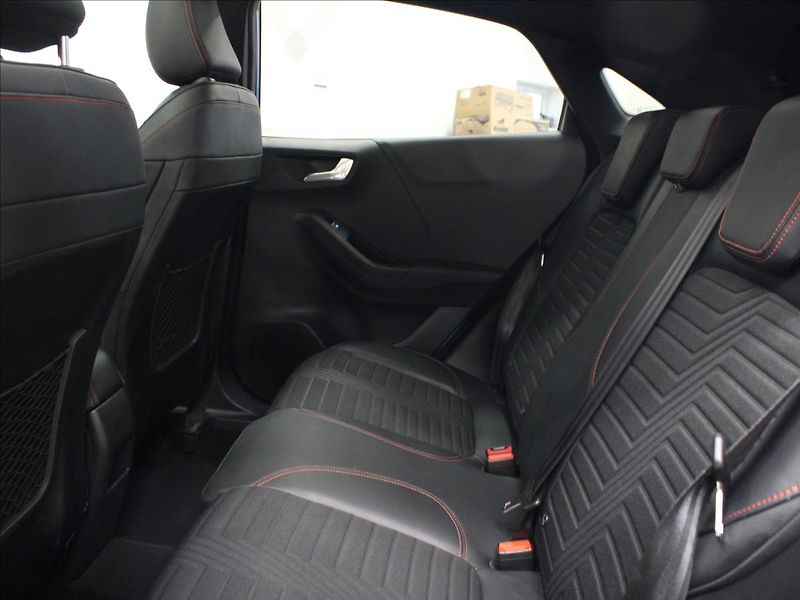 Ford Puma 1,0 EcoBoost ST-Line X - fotka 14 z 32