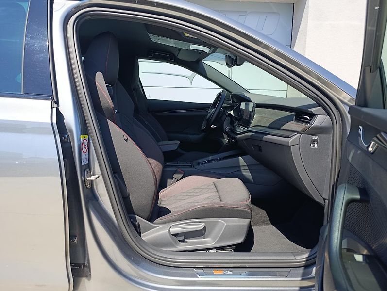 Škoda Octavia RS 2.0TSI 180kW ČR 1.MAJ DPH - fotka 17 z 31