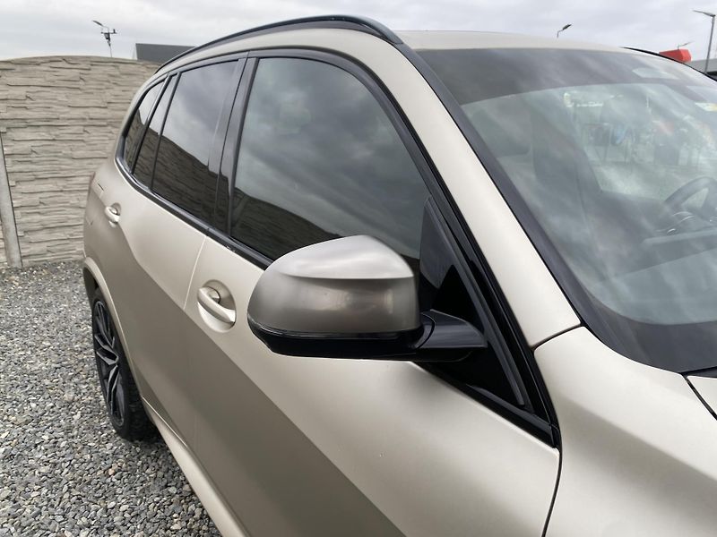 BMW X5 M50XD 4x4 400PS CZ DPH FULL 1A - fotka 61 z 171