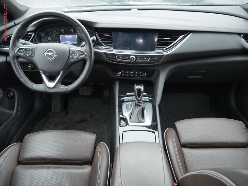 Opel Insignia (2018) 2.0CDTi 4x4, 1.maj,ČR - fotka 8 z 22