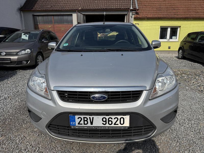 Ford Focus 1.6i 74 KW ALU PEKNY STAV. - fotka 7 z 12