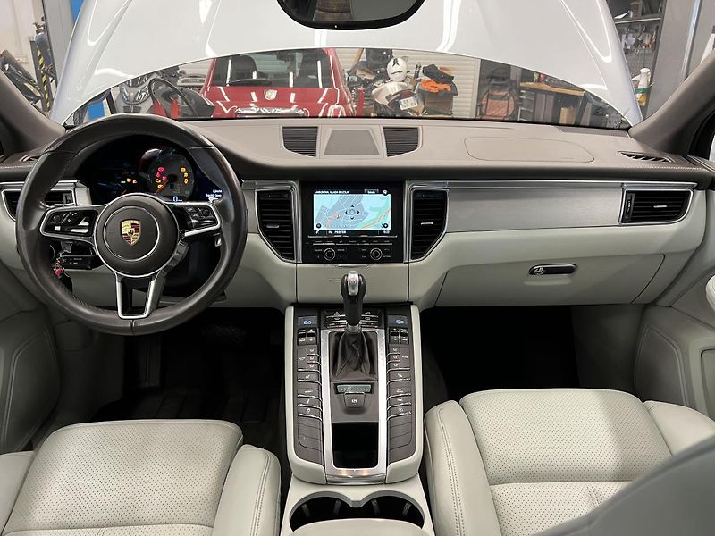 Porsche Macan S 3.0l 250 kW - fotka 10 z 20