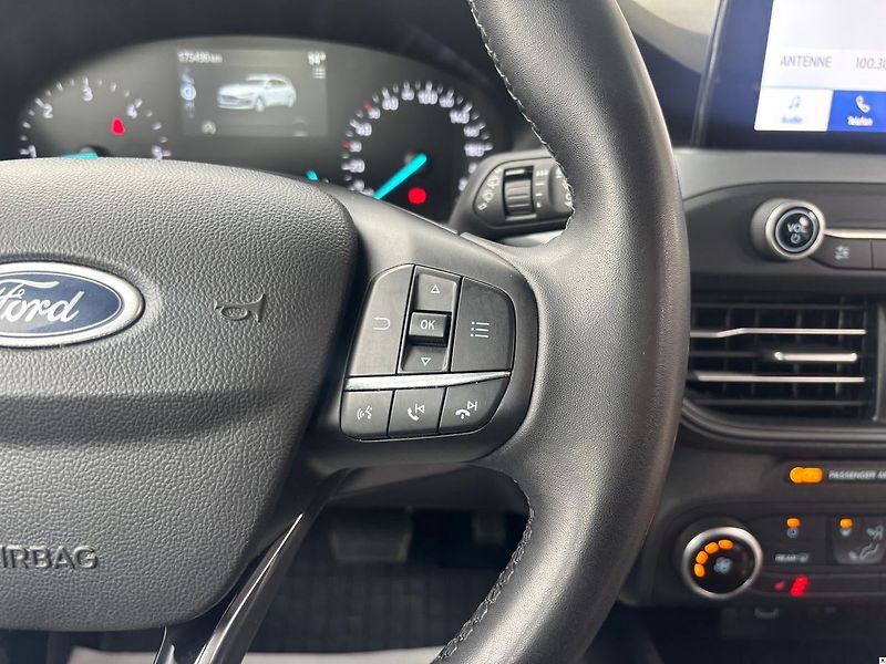 Ford Focus 1.5TDCi/23/TITAN-1M-AT-AKCE26 - fotka 36 z 57
