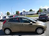 Ford Fiesta 1,2 i 60kW 2x kola, klima - náhled 10