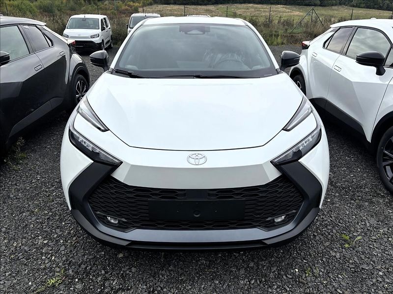 Toyota C-HR 1,8   Style HEV CVT - fotka 2 z 8