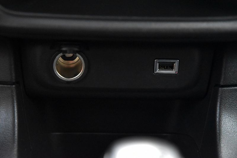 Citroën C3 1.2 PT,DKLIMA,TEMP,PDC,LED,DPH - fotka 32 z 46