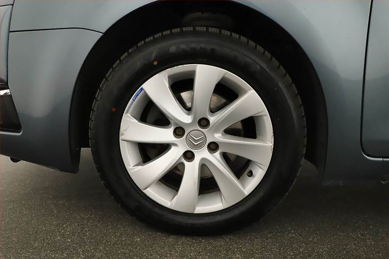 Citroën C4 Picasso (2010) 1.6 VTi, 7 míst, Tempomat - fotka 16 z 16