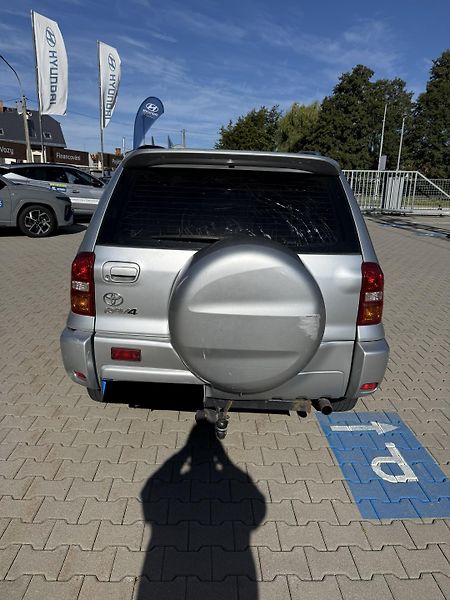 Toyota RAV4 D-4D 85kW 4x4,TAŽNÉ ZAŘÍZENÍ - fotka 6 z 11