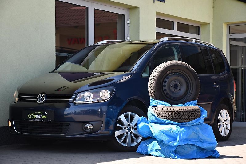 Volkswagen Touran 1.6TDi 77kW TAŽNÉ  - fotka 2 z 45