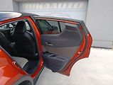 Toyota C-HR 2.0HEV PREMIERE ČR 1.MAJITEL - náhled 29