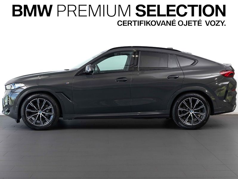 BMW X6 xDrive30d - fotka 3 z 24