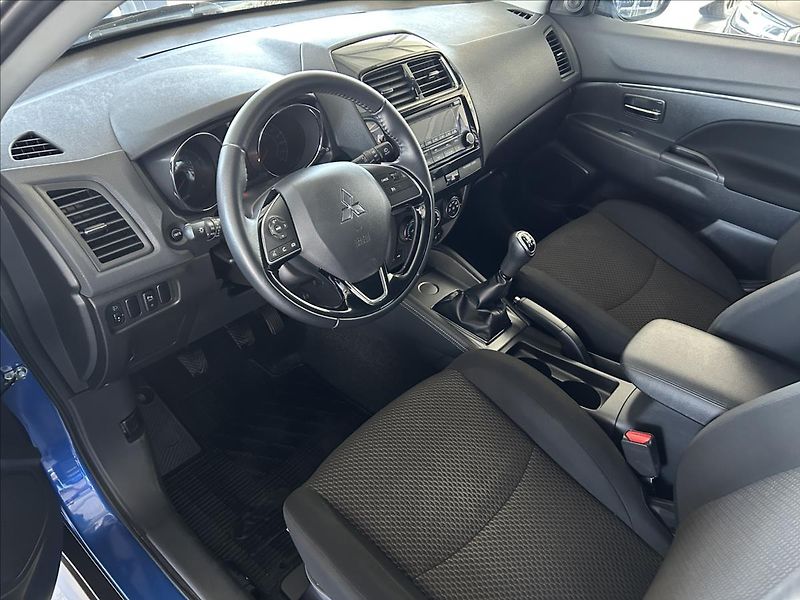 Mitsubishi ASX 2,0   110kW,ČR,1.MAJITEL,SERVI - fotka 7 z 27
