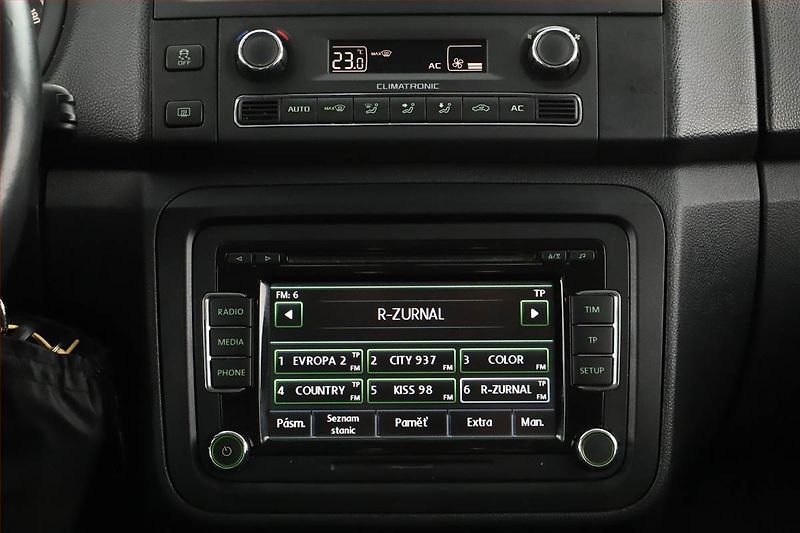 Škoda Fabia (2010) 1.6 TDI, nová STK - fotka 11 z 13