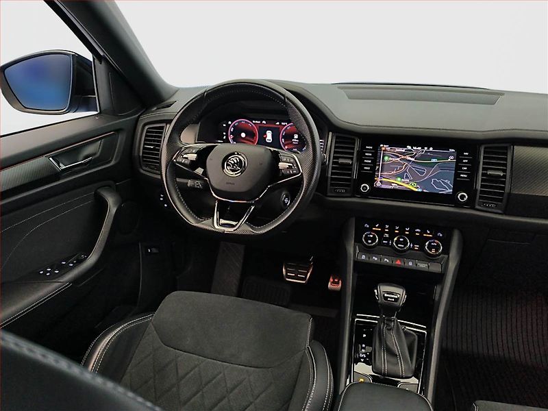 Škoda Kodiaq (2023) 2.0 TDI - fotka 7 z 21
