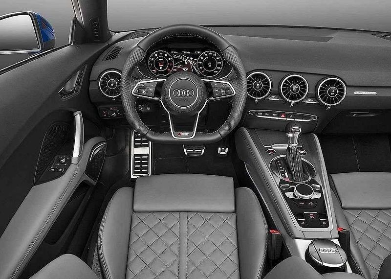 Audi TTS Roadster.