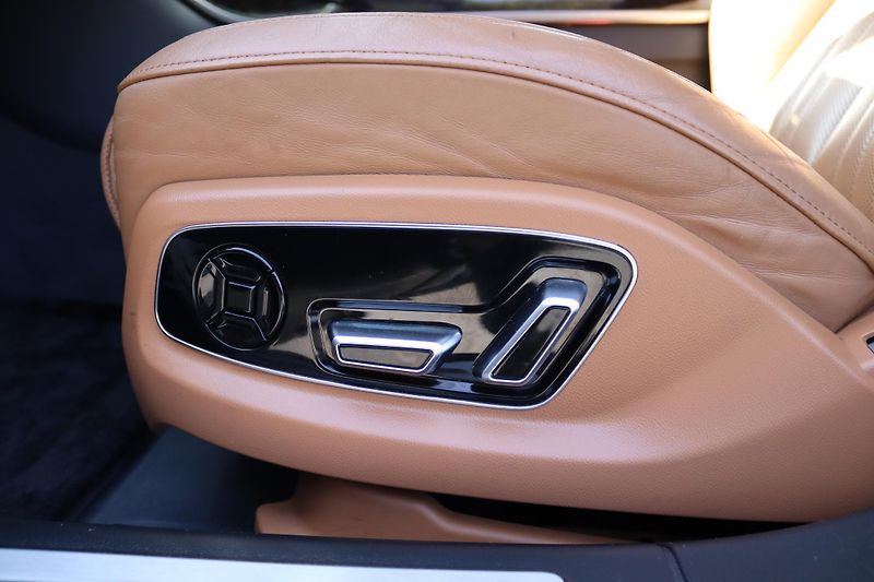 Audi A8 - fotka 30 z 68