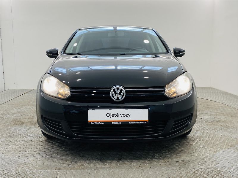 Volkswagen Golf 1,6 TDI Aut. Klima ČR - fotka 4 z 22