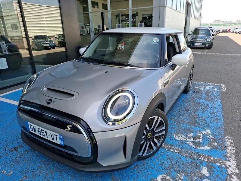 Mini Cooper SE - fotografie inzerátu
