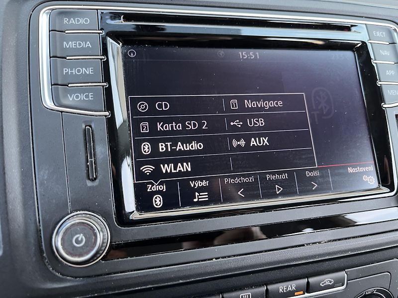 Volkswagen Multivan (2019) 2.0TDI*110KW*7MÍST*KAMERA*ACC  - fotka 23 z 33