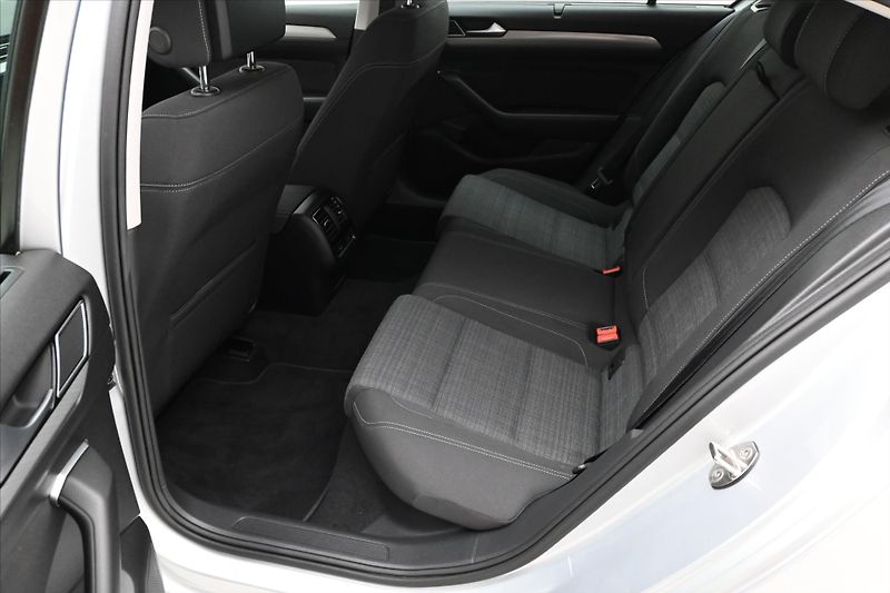 Volkswagen Passat 2,0 TDI 110kW Business Záruka - fotka 13 z 25