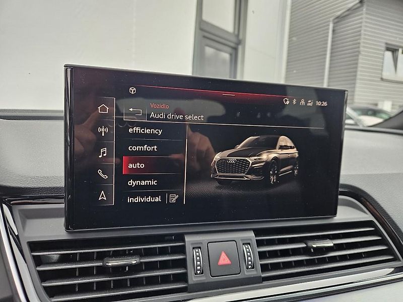 Audi Q5 2.0TDi Sportback S-Line 150kW - fotka 20 z 23