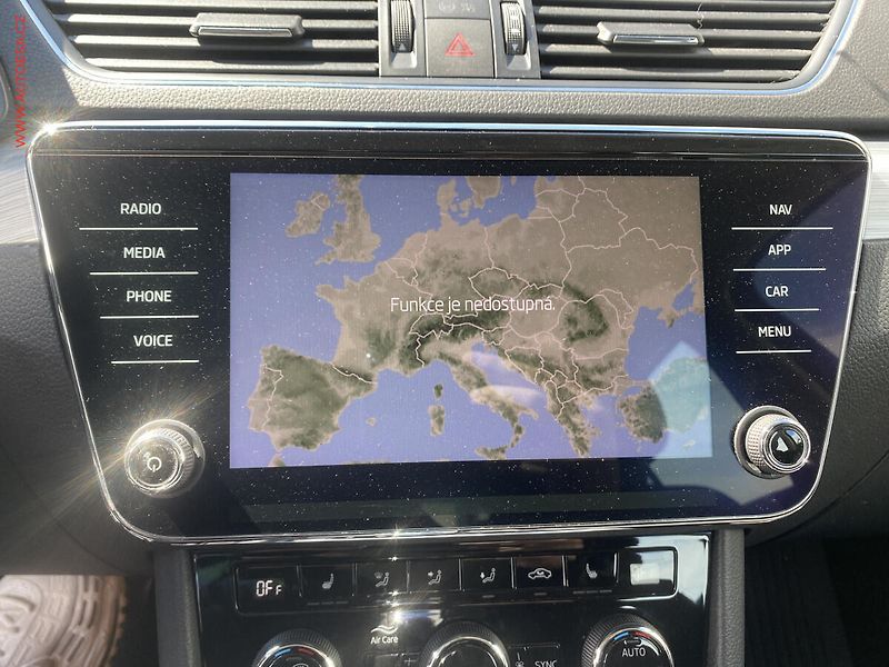 Škoda Superb (2021) 2.0 TFSi, 1.maj,ČR, Ambition - fotka 16 z 18