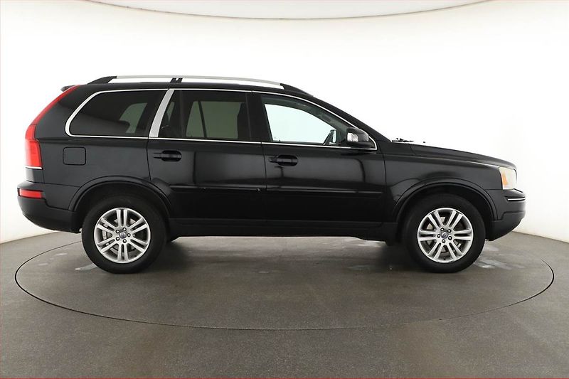 Volvo XC90 (2010) D5, 4X4, Automat, 7 míst - fotka 6 z 19