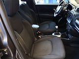 Jeep Renegade (2020) Limited 1.0 T-GDI, ČR,1.maj - náhled 7