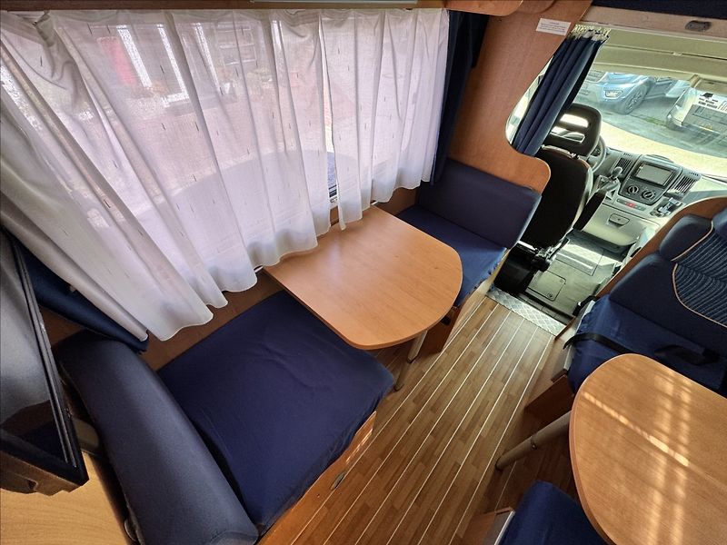 CI Caravans International Elliot 40 MJTD  2,3 - fotka 8 z 16