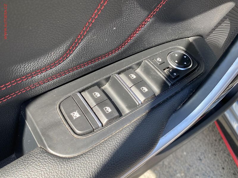 Kia ProCeed (2021) 1.6 TGDi, 1.maj,ČR, GT, AT - fotka 13 z 21
