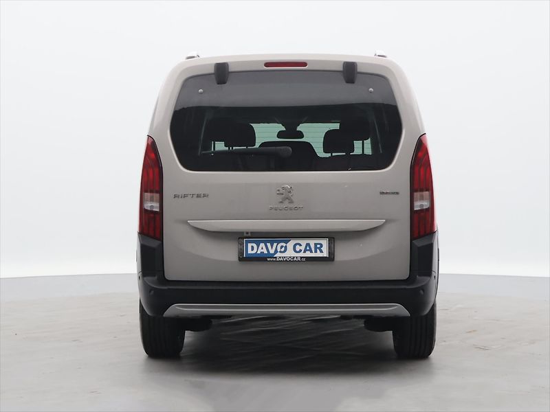 Peugeot Rifter 1,5 BlueHDI 96kW CZ 1.Maj GT - fotka 6 z 28