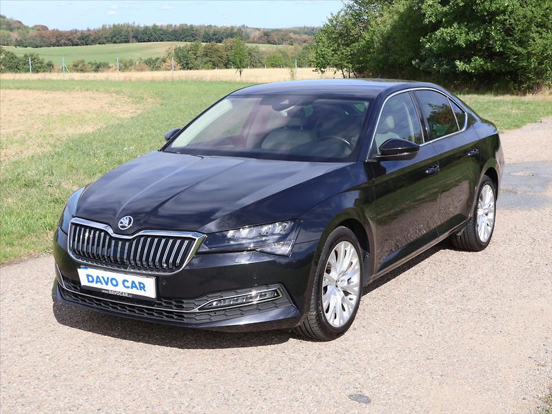 Škoda Superb 2,0 TDI 140kW DSG 4x4 Style CZ - fotka 3 z 35