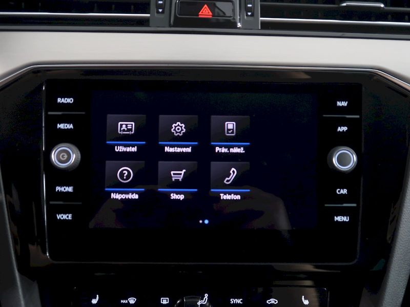 Volkswagen Passat (2023) ELEGANCE 2.0TDI 110kW DSG - fotka 24 z 34