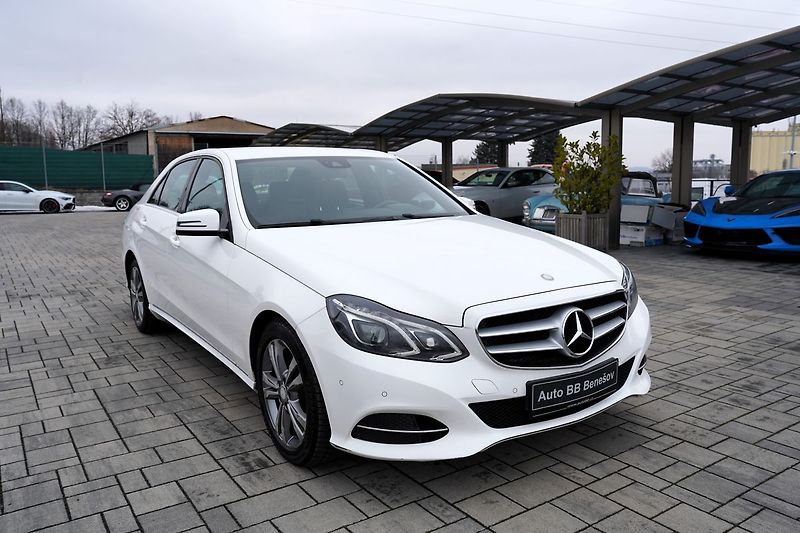 Mercedes-Benz Třídy E E 220d Avantgarde/kůže/AT/ČR - fotka 8 z 36