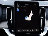 Volvo XC90 T8 AWD // PLUS DARK// PANORAMA - náhled 32