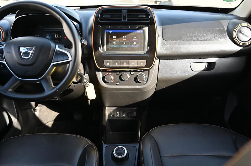 Dacia Spring Comfort Plus Electric 27kWh  - fotka 11 z 41
