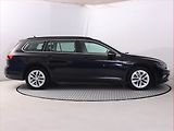 Volkswagen Passat (2021) 2.0 TDI, Automat, Navi - náhled 6