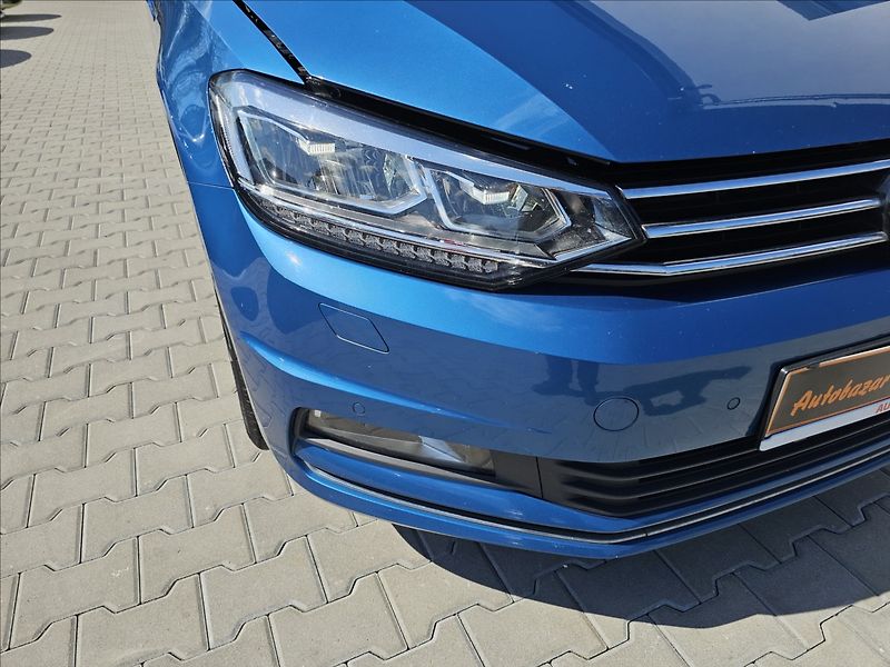 Volkswagen Touran 1,4 TSi 110KW Highline Panoram - fotka 43 z 52