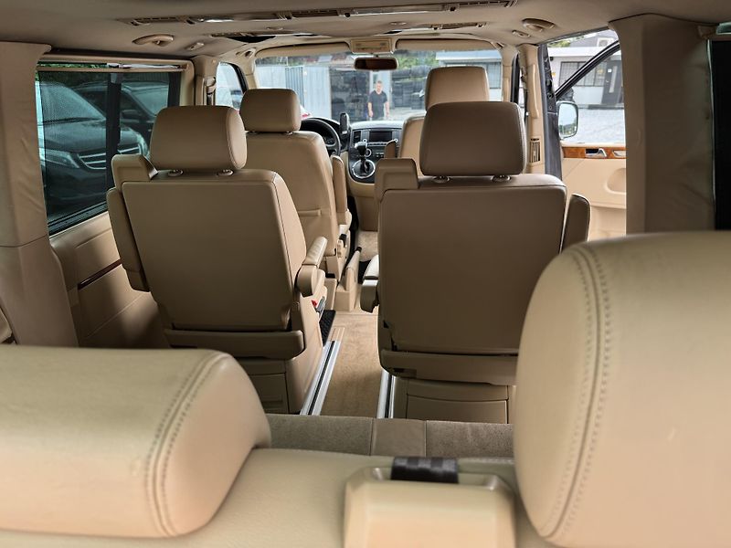 Volkswagen Multivan (2005) 2.5TDi,AUTOMAT,7MÍST - fotka 22 z 30