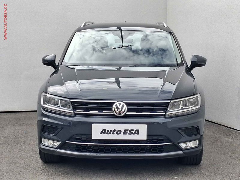 Volkswagen Tiguan (2016) 2.0 TDi, Highline, DSG, LED - fotka 2 z 17