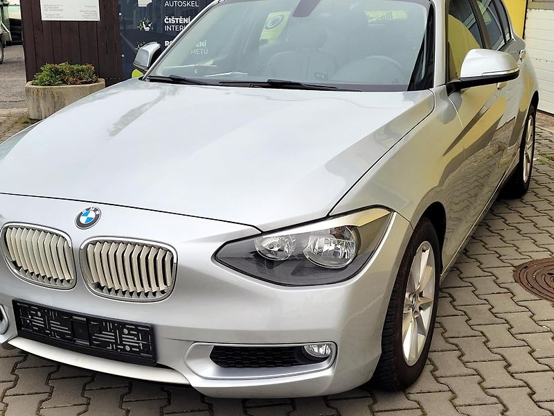 BMW Řada 1 2,0 d 105kW Urban Line SERV.KN - fotka 3 z 43