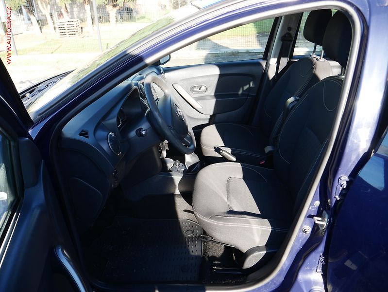 Dacia Sandero (2014) 1.2i, 1.maj,ČR, AC - fotka 9 z 14