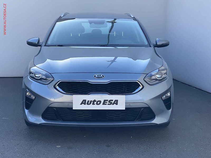 Kia Ceed (2020) 1.4 T-GDi, Spirit, AT, navi - fotka 2 z 18