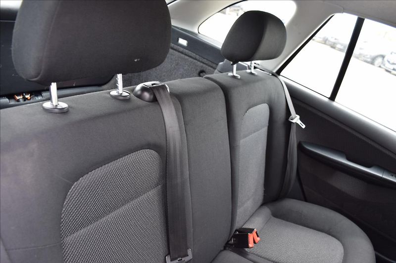 Škoda Fabia 1,4 i 74KW TAŽNÉ KLIMA PO STK - fotka 20 z 46