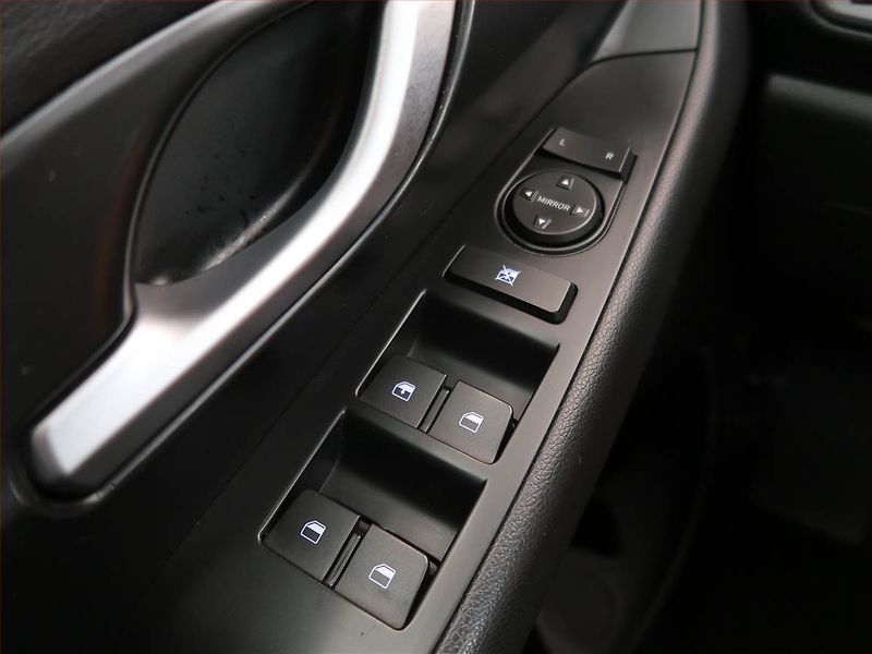 Hyundai i30 (2018) 1.4 T-GDI, ČR,1.maj - fotka 13 z 19